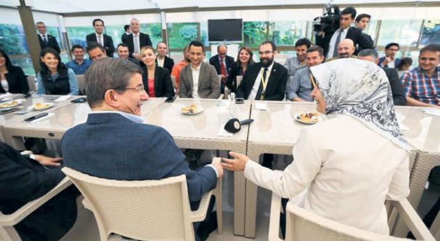 Gazetecilere esprili veda