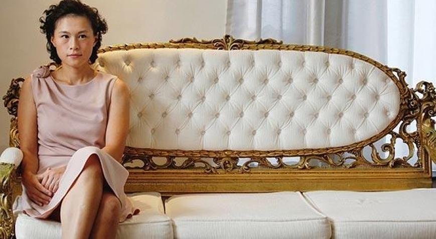 60 yoshli onalar va buvilar ishtirokidagi porno videolar Svift va Gulliverning erotik sarguzashtlari