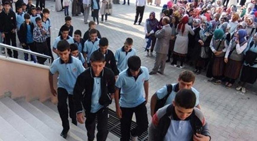 Erkek ve kız öğrenciler birbirini göremeyecek