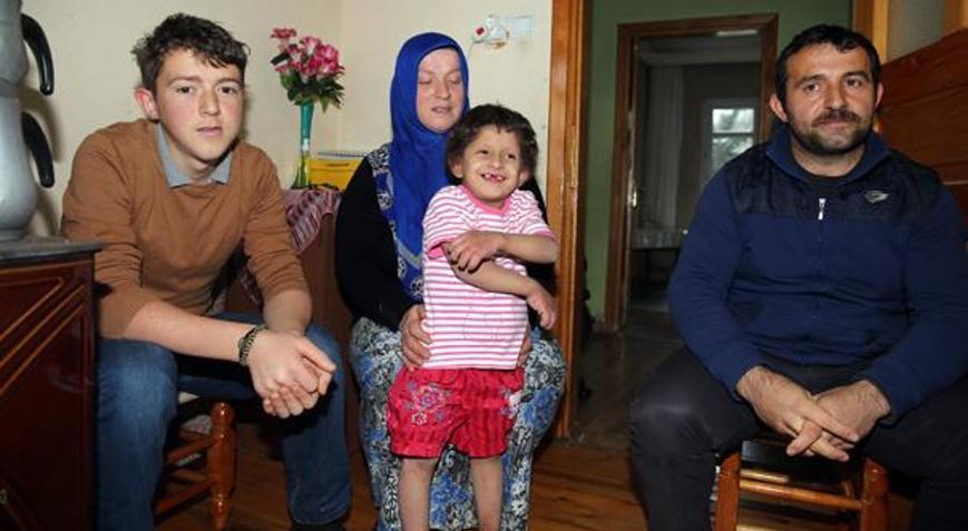 6 yaşındaki Derya, 3.5 yıldır karaciğer nakli bekliyor