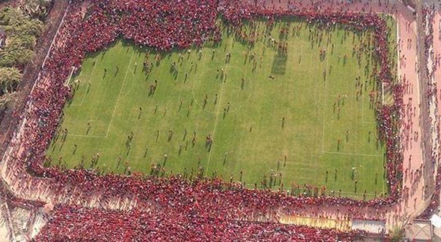 Şampiyonlar Ligi maçı öncesi bu da oldu İdmanı bastılar...