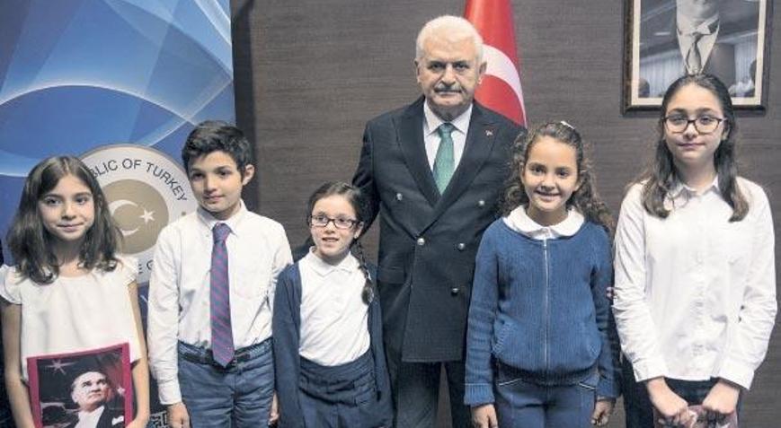 Hassasiyetimizin farkındalar
