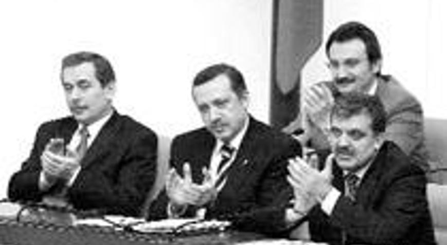 Erdoğan bastırdı Tezkere kabul edildi