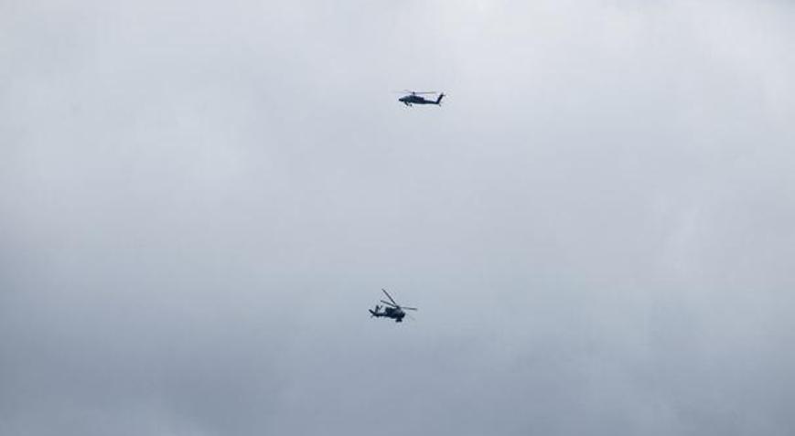 Menbiç sınırında ABD helikopterleri uçuyor