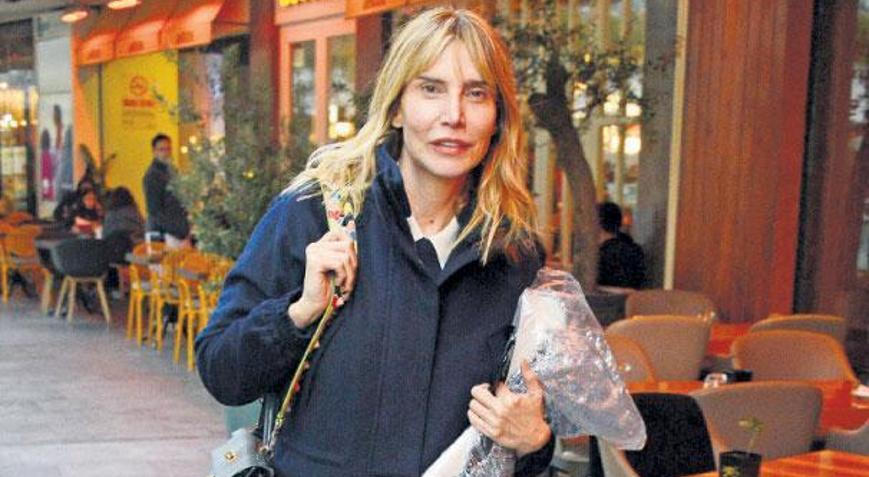 Arkadaşlarıyla buluştu
