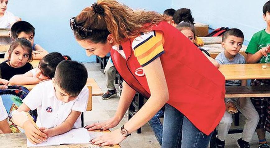 Biyonik kol ile okullu oldu