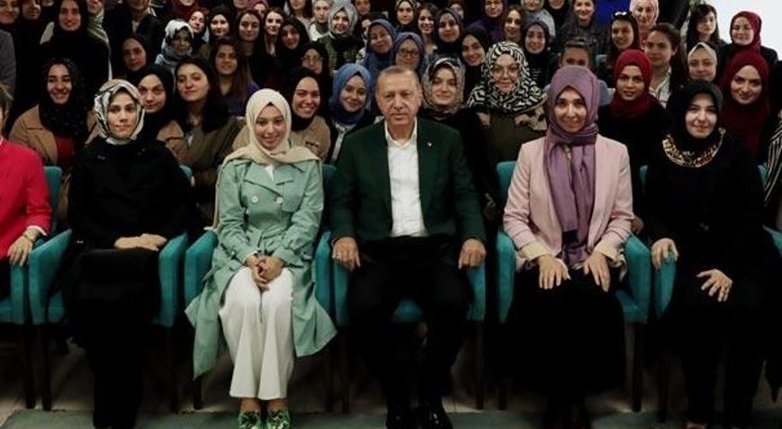 Cumhurbaşkanı Erdoğan, TÜRGEV yurdunu ziyaret etti Cumhurbaşkanı Erdoğan, TÜRGEV yurdunu ziyaret etti