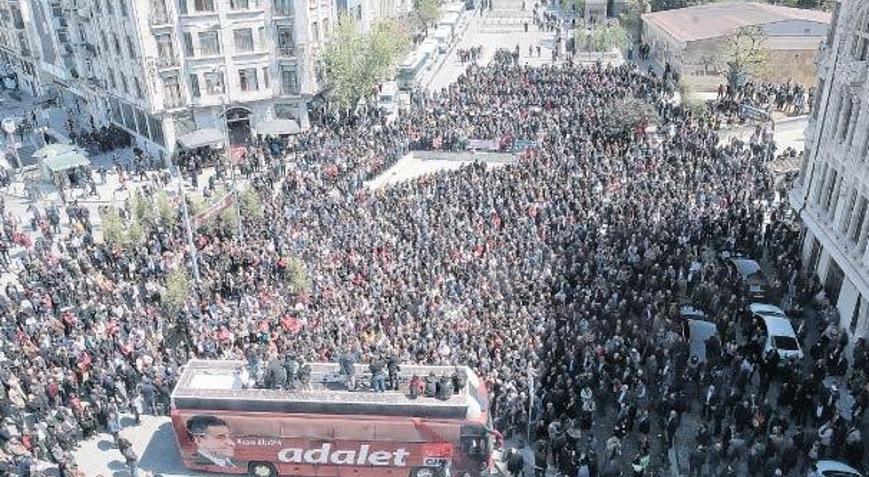 ‘Vatandaşlara terörist muamelesi kabul edilemez’