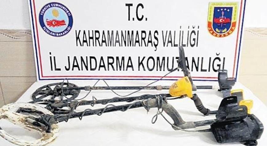 Kaçak kazılarla tarih yok ediliyor