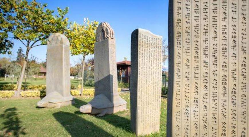 Orhun Kitabelerinde anlamı ilk çözülen kelime hangisidir 15 Mayıs ipucu sorusu