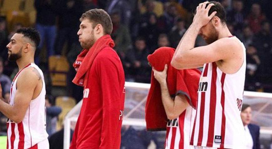 Yunanistan devi Olympiakos küme düşürüldü