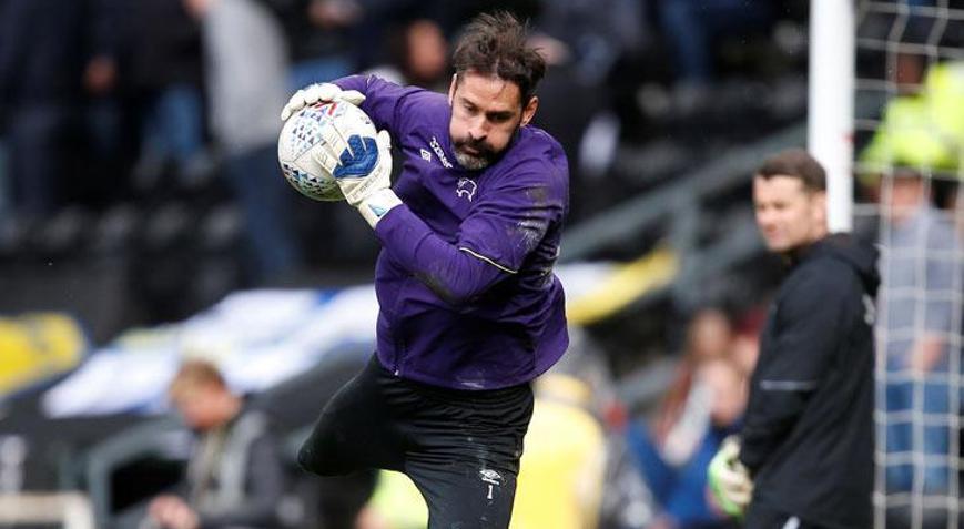 Manchester City, Carson ile anlaştı