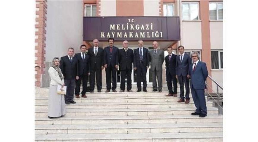 HIZLI OKUMA KURSLARI OKUMA HIZINI İKİ ÜÇ KATINA ÇIKARTIYOR