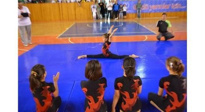 “SPOR, ÇOCUKLARDA YAZ FAALİYETİ OLARAK GÖRÜLMEMELİ”