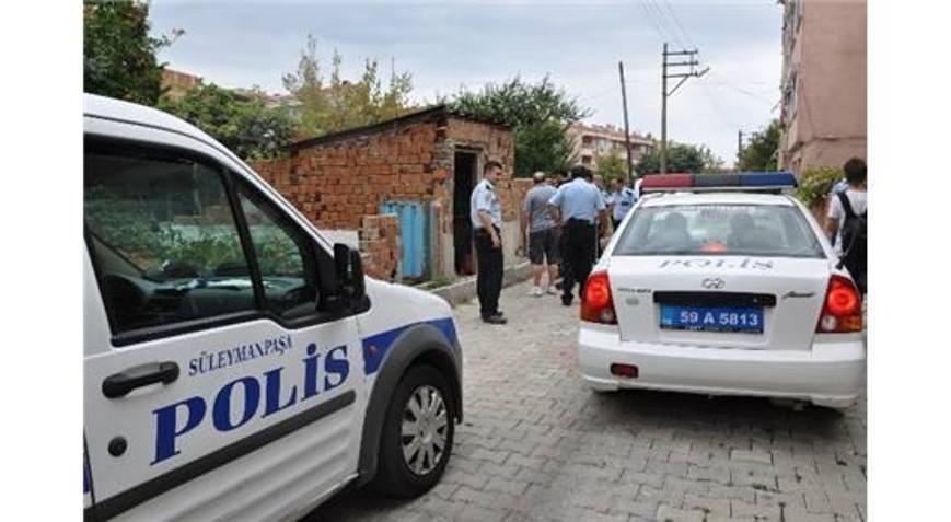 YAŞLI KADIN EVİNDE ÖLÜ BULUNDU