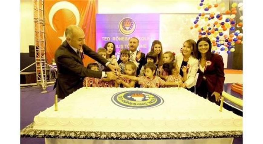 TED RÖNESANS, EĞİTİME BAŞLADI