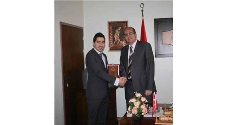TÜRKİYE GENÇLİK VE SPOR KONFEDERASYONU’NDAN HÜKÜMLÜLERE ŞİİR DİNLETİSİ