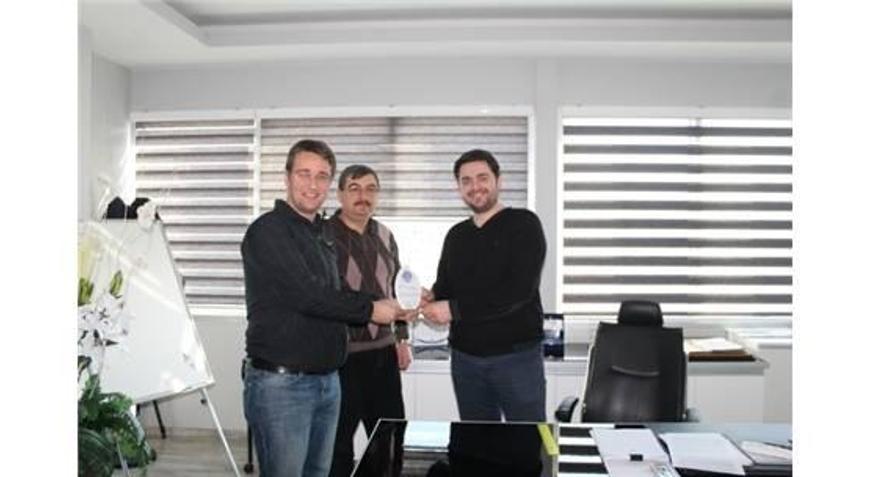 ORAES, SAKRAD’A ACİL DURUM RÖLE ENERJİ SİSTEMLERİ HİBE ETTİ