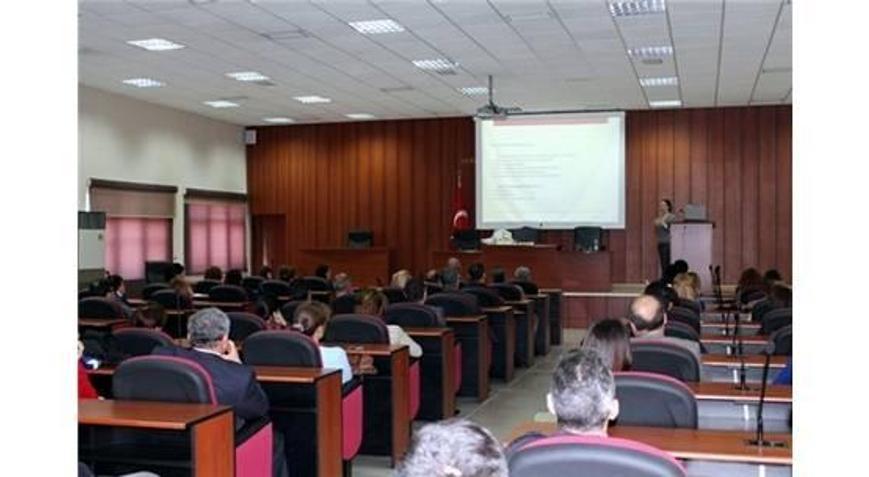 ADÜ-GENÇ’DEN STRES VE STRESLE BAŞA ÇIKMANIN YOLLARI SEMİNERİ
