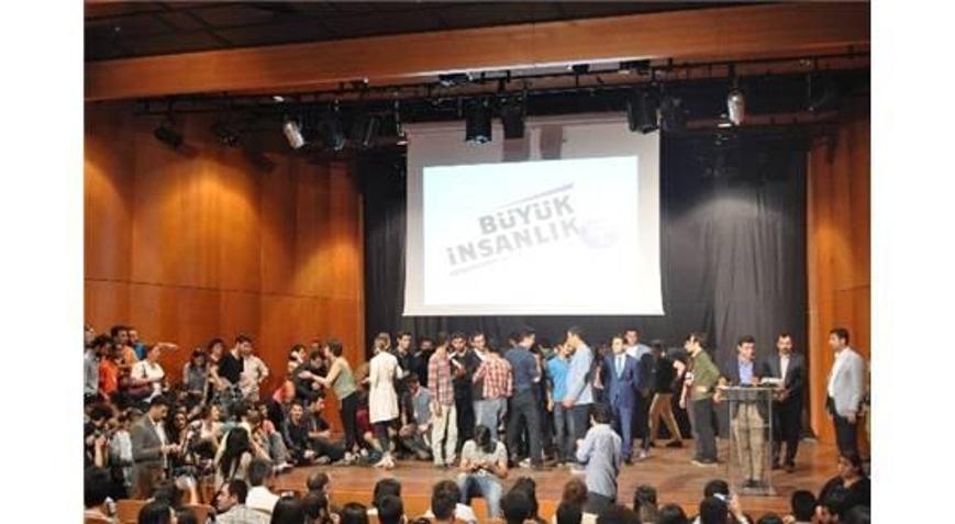 SELAHATTİN DEMİRTAŞ: “HDP MECLİSE GİRSE DE, GİRMESE DE BARIŞI SAVUNACAK”