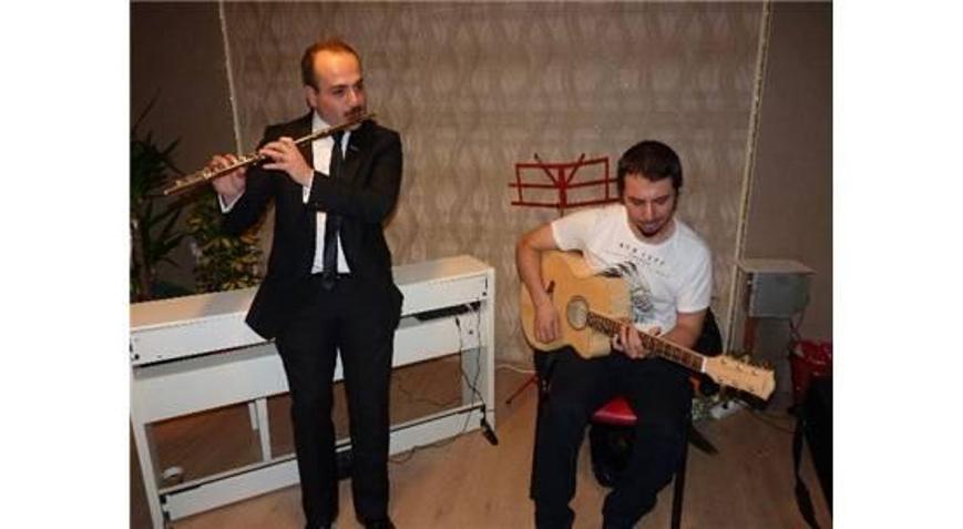 MÜZİK EĞİTİMİ VEREN SANAT OKULUNA KARNAVAL GİBİ AÇILIŞ