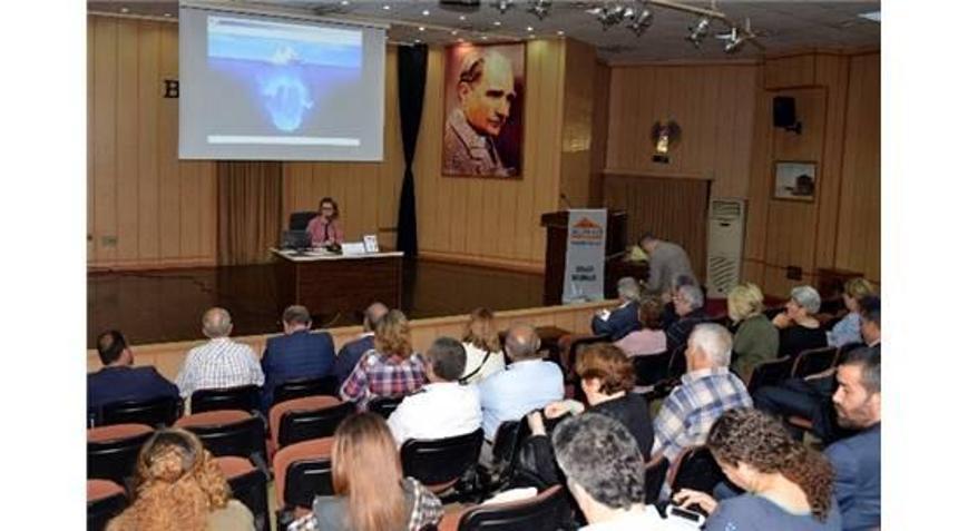 PROF. ÖZGE: ”AKTİF SOSYAL YAŞAM ALZHEIMER RİSKİNİ AZALTIR”
