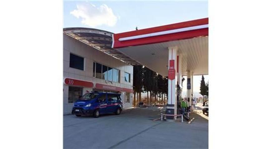 Besnide Petrol İstasyonundan Para Çalan Hırsız Yakalandı