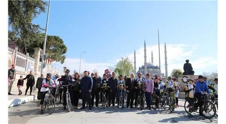 Mimar Sinan İçin Pedal Çevirdiler