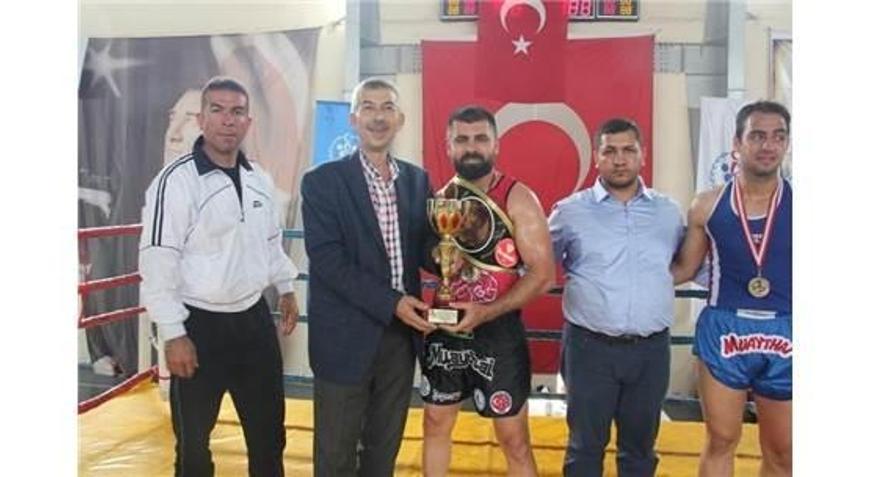 Arapgirde Muay Thai Şampiyonası Düzenlendi