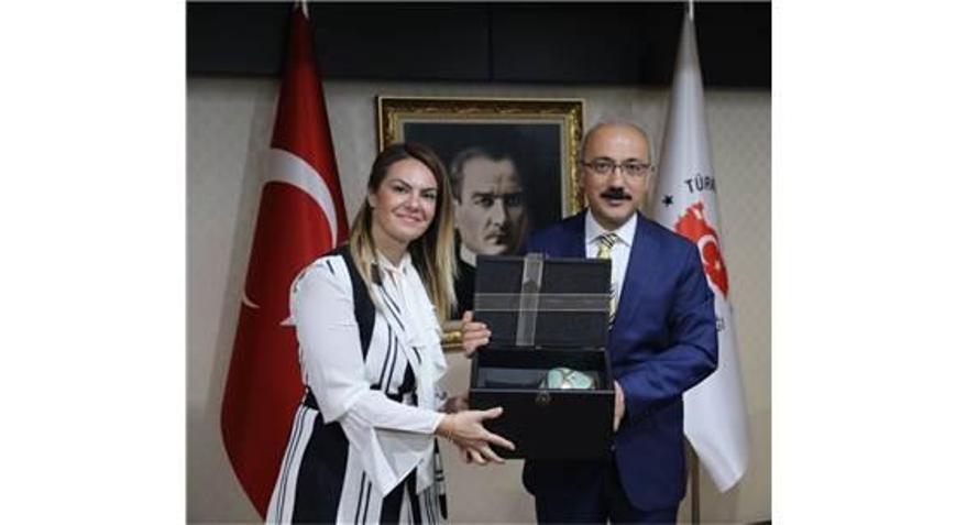 Mioderden Bakan Elvana Ziyaret