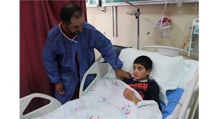 Çoban Baba Üzerine Yıldırım Düşen Oğlunu Toprağa Gömerek Kurtardı