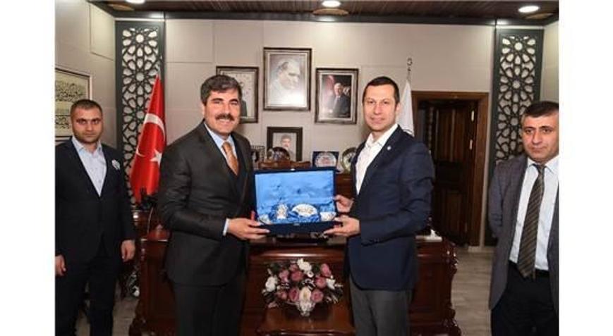 Başkan Asya, Bayındır Memur-Sen Heyetini Ağırladı