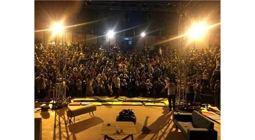 Kadıköyde Tiyatro Festivaline Yoğun İlgi