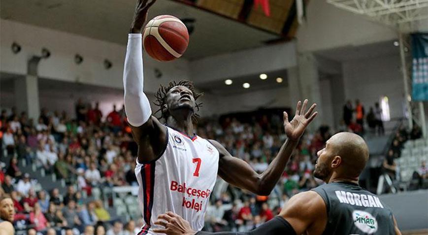Bahçeşehir Koleji: 72 - Pınar  Karşıyaka: 70