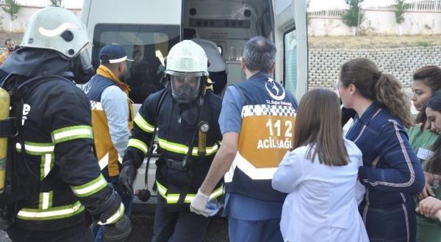 Hastanedeki yangın tatbikatı gerçeği aratmadı