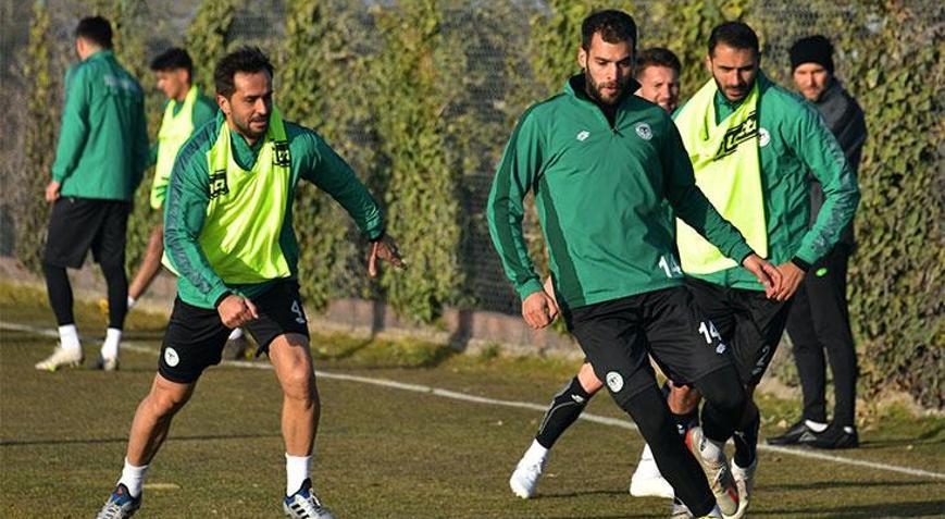 Konyasporda Trabzon mesaisi başladı