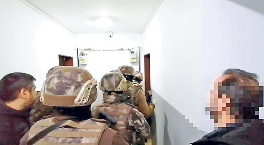 Çeteye tahsilat ve silah operasyonu