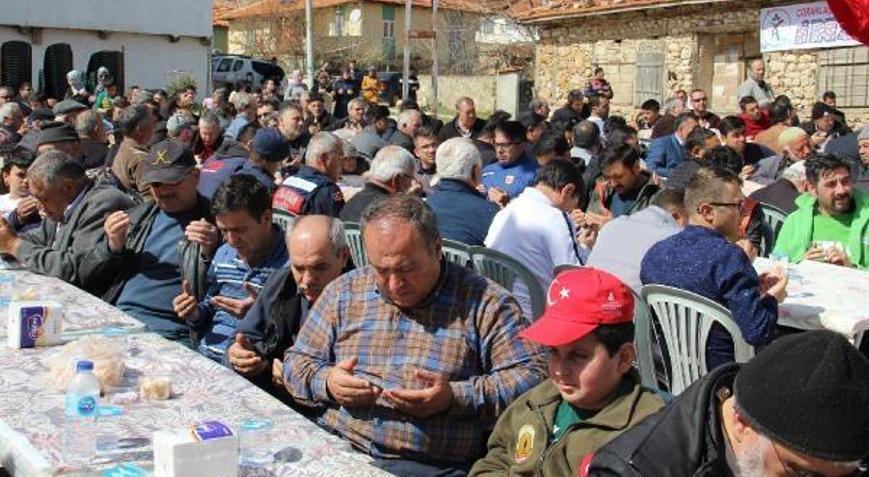 Dinarda Ağaç Bayramı