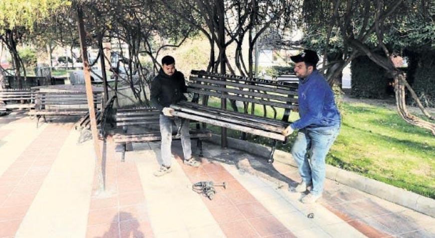 Covid-19’a karşı banklar söküldü