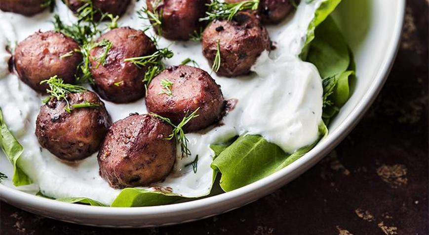 Fırında vişne soslu tavuk köftesi tarifi