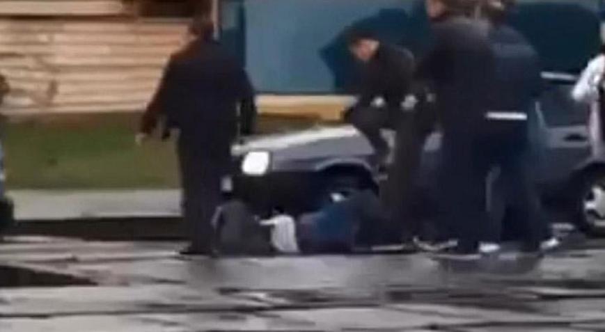 Ukrayna’da yolcular ‘maske tak’ uyarısı yapan vatmanı dövdü