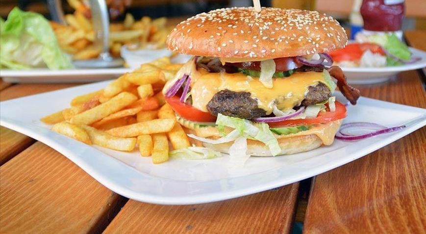 Krizin kıyısındaki İngiliz yeme-içme sektöründen yardım çağrısı