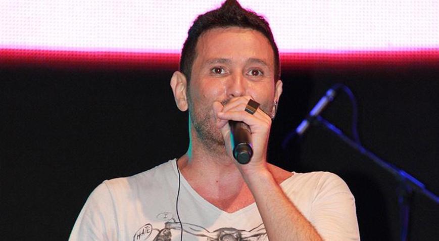 Son dakika: Metin Arolatın annesi hayatını kaybetti