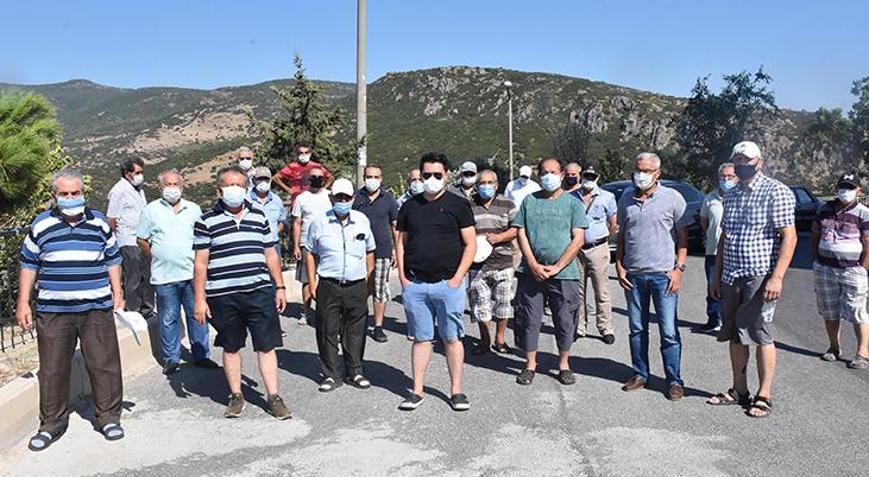 Kat kat maske takıyorlar Burası mikrop yuvası