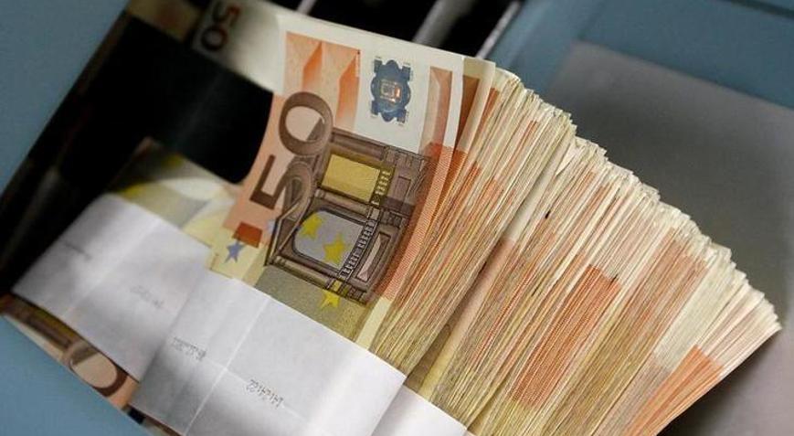 Almanyanın bütçe açığı 51,6 milyar euro oldu