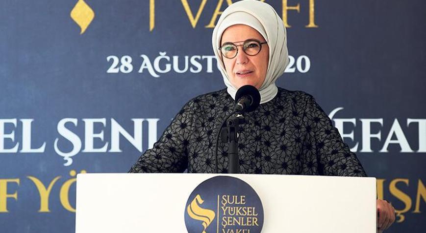 ‘İslam’ın kadına verdiği haklar hâlâ anlaşılamadı’