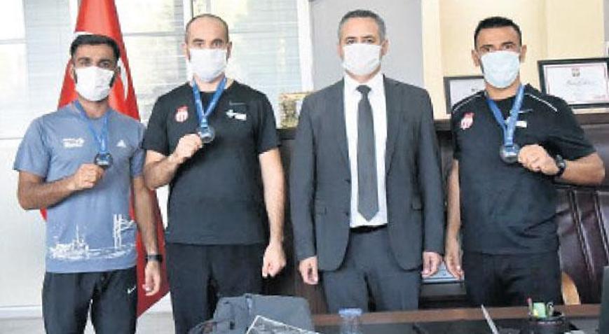 Maratona Torbalı damgası