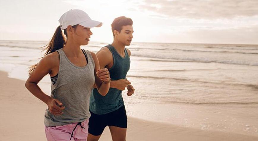 Daha kaslı gözükmek için ameliyat oluyorlar