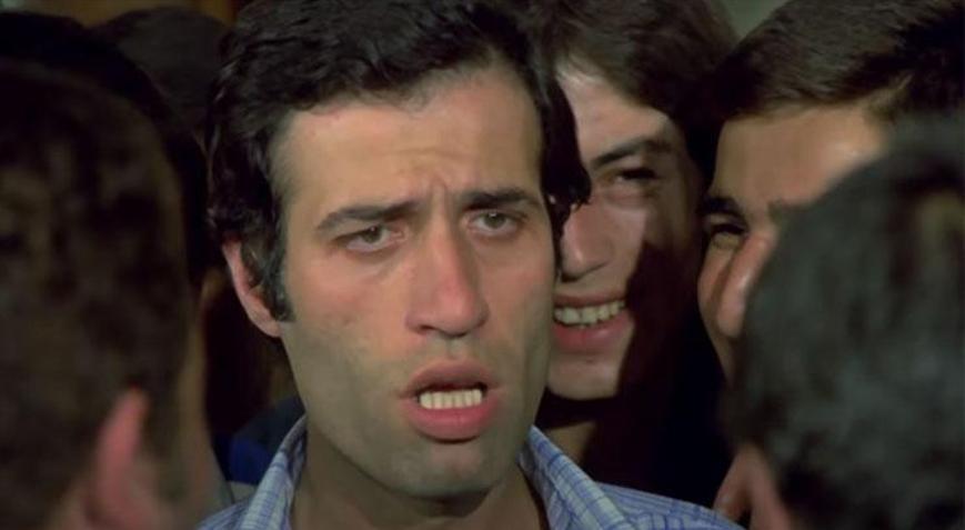 Hababam Sınıfı Uyanıyor oyuncuları ve konusu Hababam Sınıfı Uyanıyor ne zaman çekildi