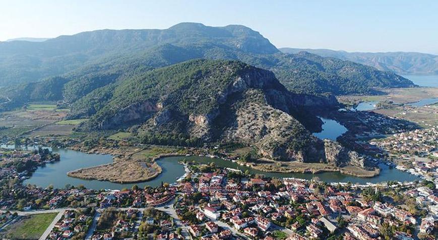 Prof. Kaska: Antik tepedeki caretta caretta silüeti tamamen doğal